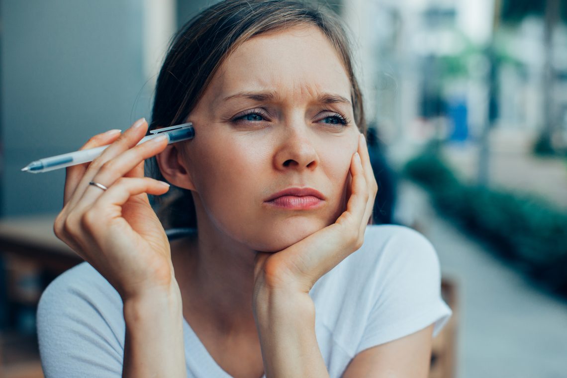 20-letni mężczyzna spotyka się z 30-letnią kobietą