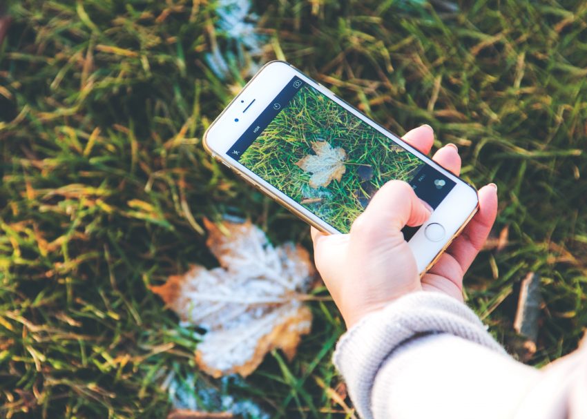 Kciuk smartfonowy – gdy boli od telefonu