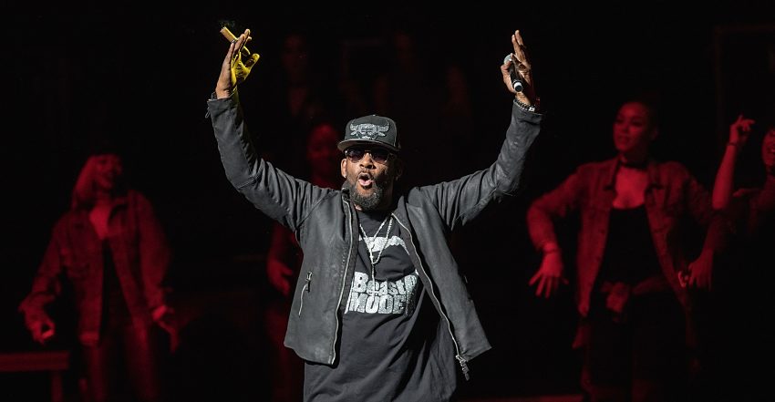 R. Kelly podczas koncertu