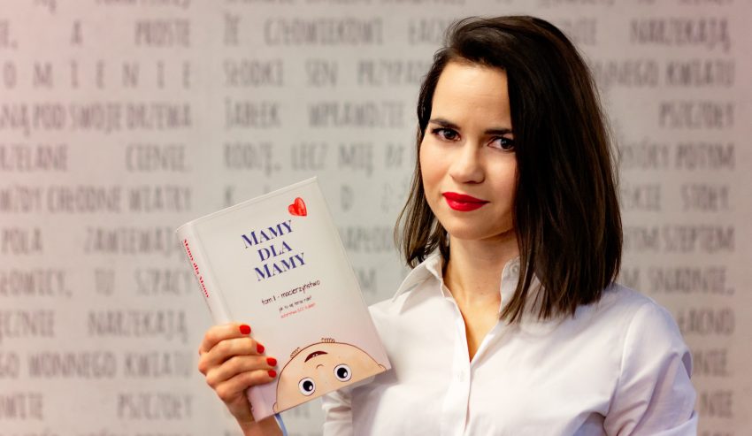 Barbara Falenta z książką "Mamy dla Mamy"