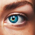 Oko kobiety / unsplash.com