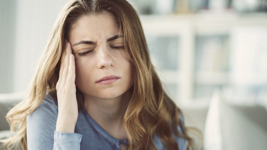 Migrena czy neuralgia / istock