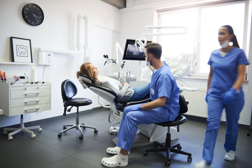 Ekstrakcja ósemek / istock