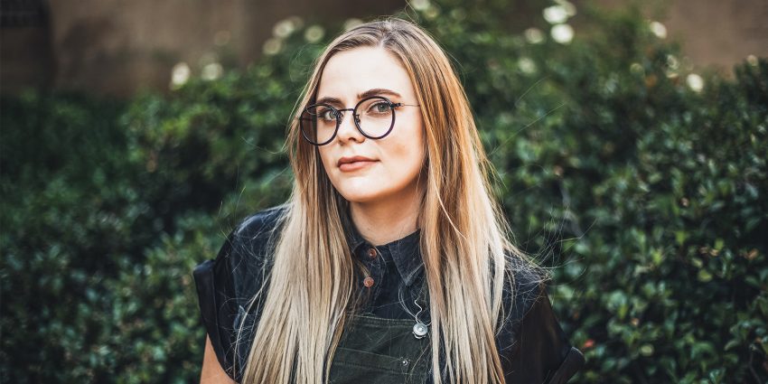 Jednym z powikłań po wstrzyknięciu botoksu może być ptoza. Co to takiego i z czego może wynikać?