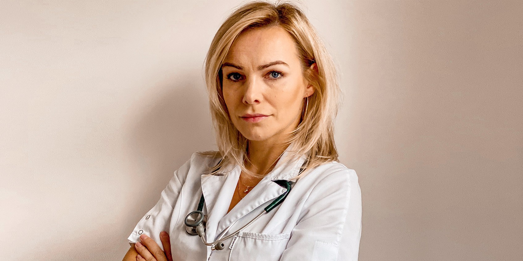 Małgorzata Czernichowska: „Paradokslanie, jeżeli choroba Alzeheimera postępuje wolno, to nastręcza większych trudności”