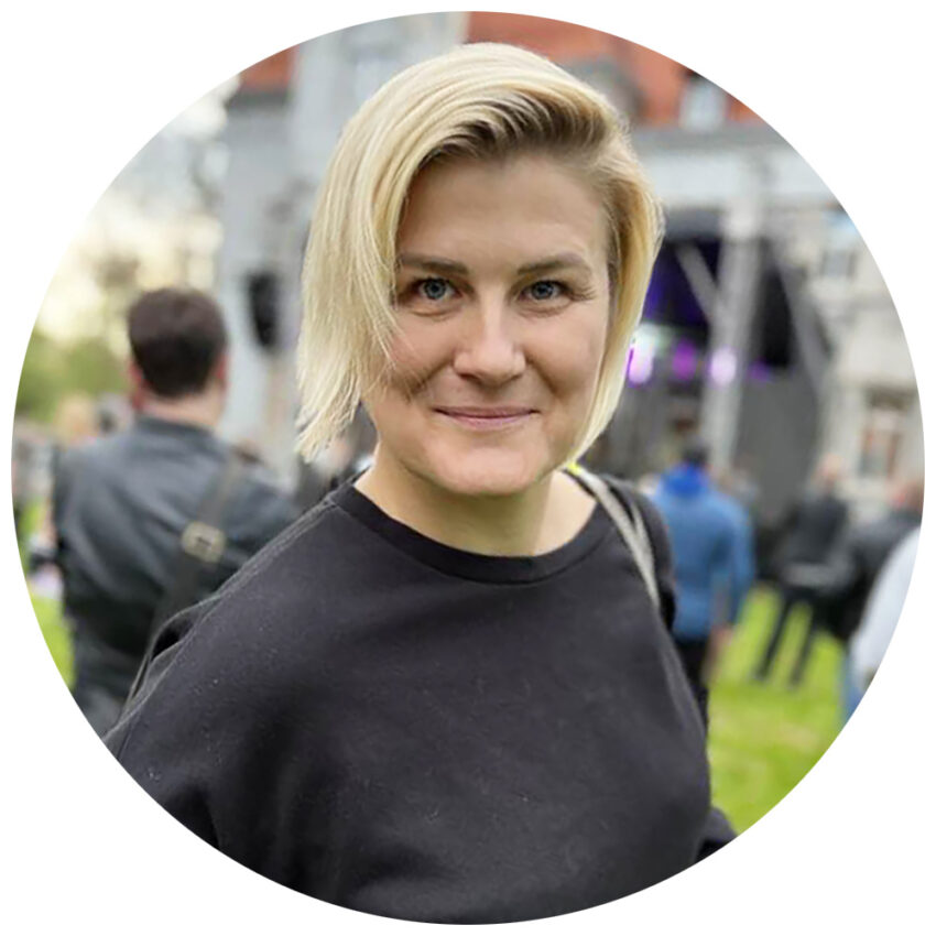 Małgorzata cierpi na rwę kulszową, jest po trzech operacjach kręgosłupa, ma uszkodzone nerwy i powstawiane implanty - HelloZdrowie