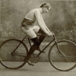 Archiwalne zdjęcia cyklistek - Hello Zdrowie