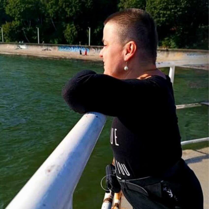 „Nie mam pretensji do mamy”. Kasia Liszcz żyje z FAS, płodowym zespołem alkoholowym – zdjęcie numer 1 Katarzyna Liszcz - Hello Zdrowie