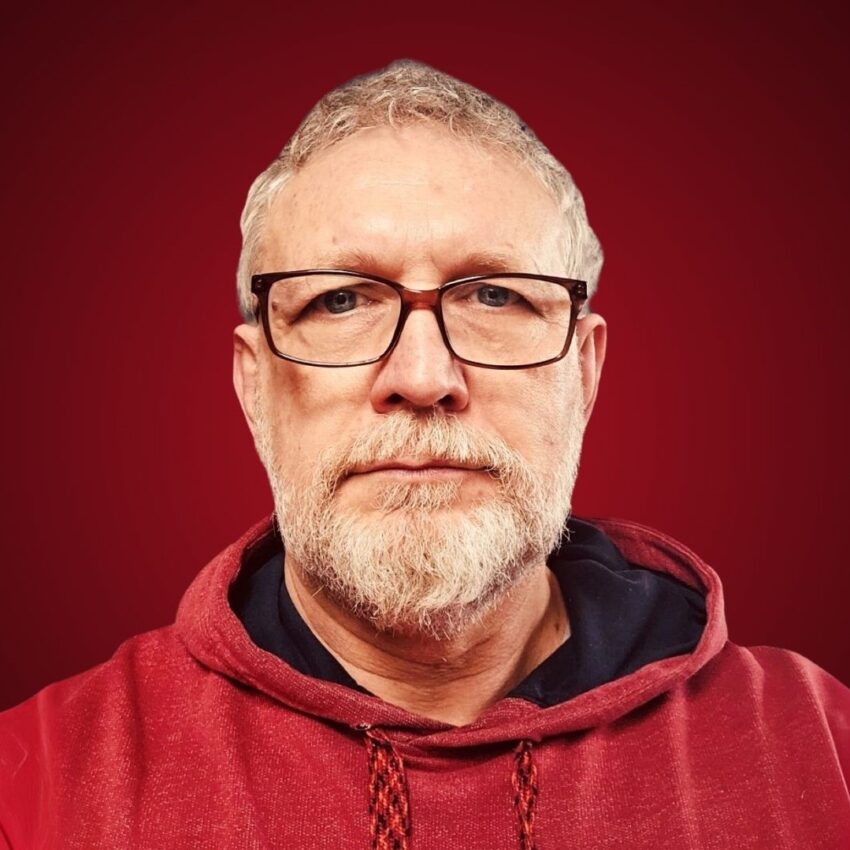 „Kryzys wieku średniego to skutek syndromu bycia miłym facetem” – zdjęcie numer 1 Jacek Masłowski - Hello Zdrowie