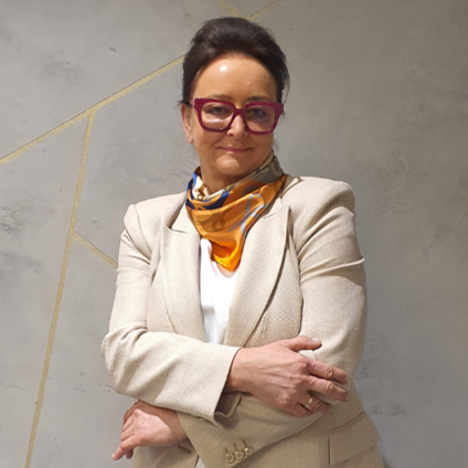 „Zdarza się nawet u 18-latek. Dla większości kobiet taka diagnoza to szok”. O przedwczesnym wygasaniu jajników rozmawiamy z prof. Violettą Skrzypulec-Plintą – zdjęcie numer 1 Prof. Violetta Skrzypulec-Plinta - Hello Zdrowie