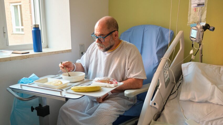 pacjent szpitala je posiłek - Hello Zdrowie