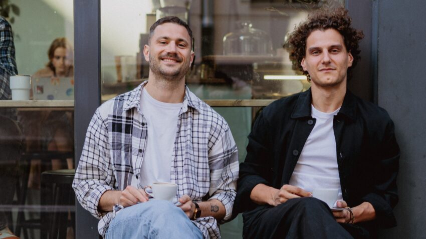 Mateusz Kowalski i Robert Konecki - Hello Zdrowie