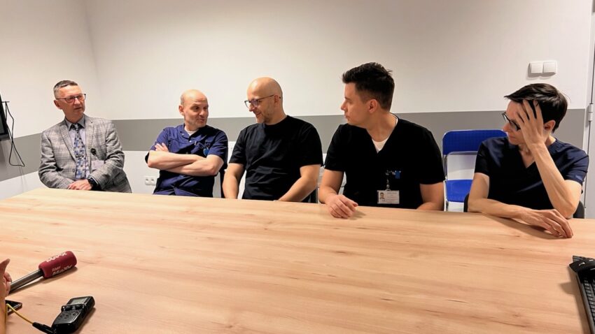 Zespół lekarzy z Zielonej Góry, którzy uratowali 9-latka /fot. materiały prasowe szpitala