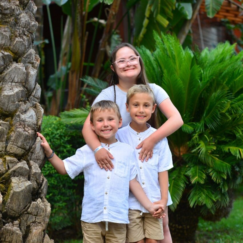 Igor ze swoim rodzeństwem