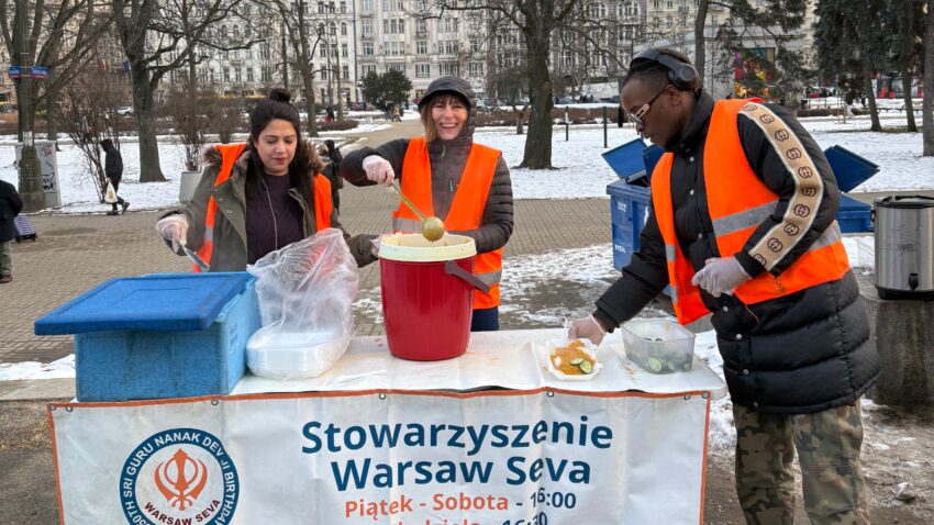 Wolontariusze Stowarzyszenia Warsaw Seva - Hello Zdrowie