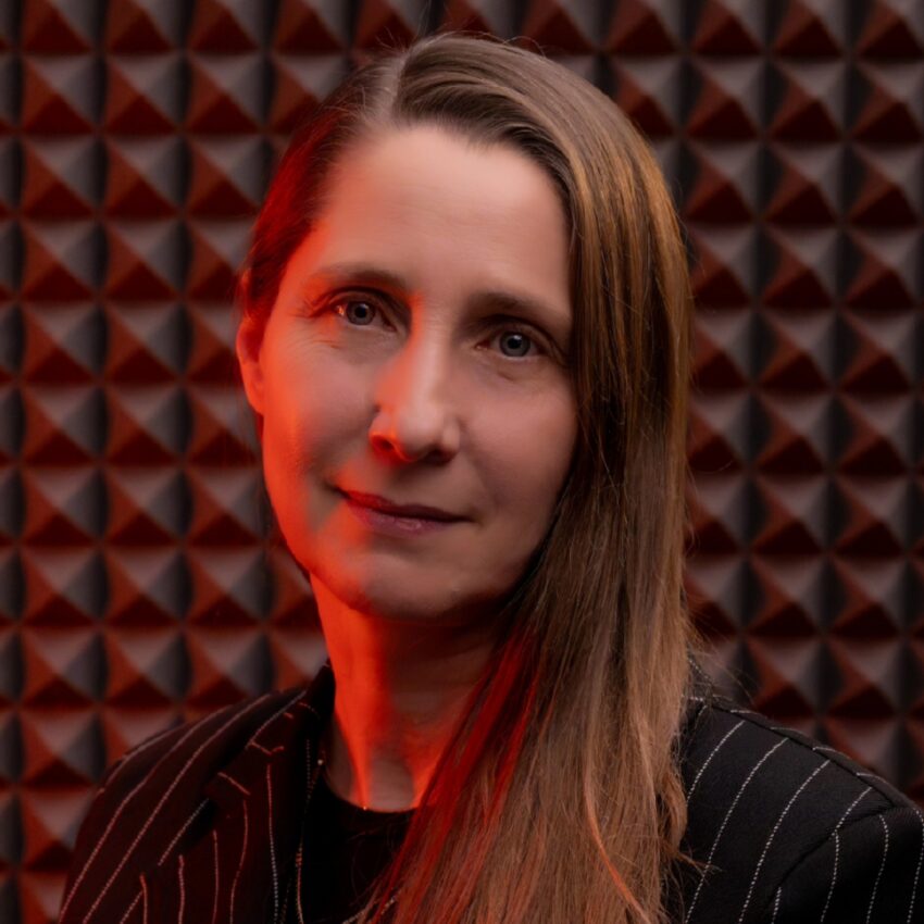 Napad migreny brzusznej trwa od 2 aż do nawet 72 godzin. Neurolog: „W tym czasie dziecko może bardzo cierpieć” – zdjęcie numer 1 Prof. Izabela Domitrz - Hello Zdrowie