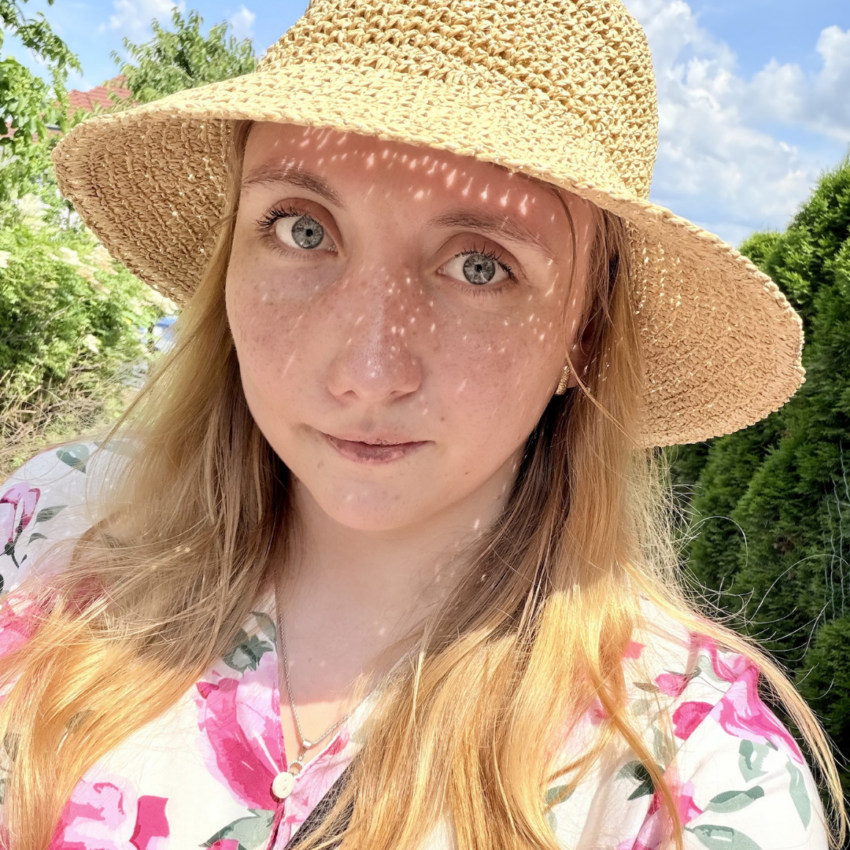 Kornelia o życiu z chorobą McCune’a-Albrighta: „Udaję, że wszystko jest w porządku, nawet kiedy boli tak bardzo, że chce mi się krzyczeć” – zdjęcie numer 2 Kornelia Rybarczyk - Hello Zdrowie