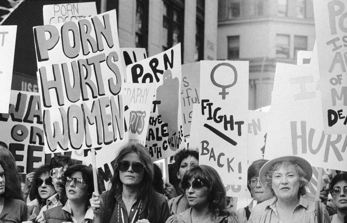 Gloria Stainem na marszu w Nowym Jorku - Hello Zdrowie
