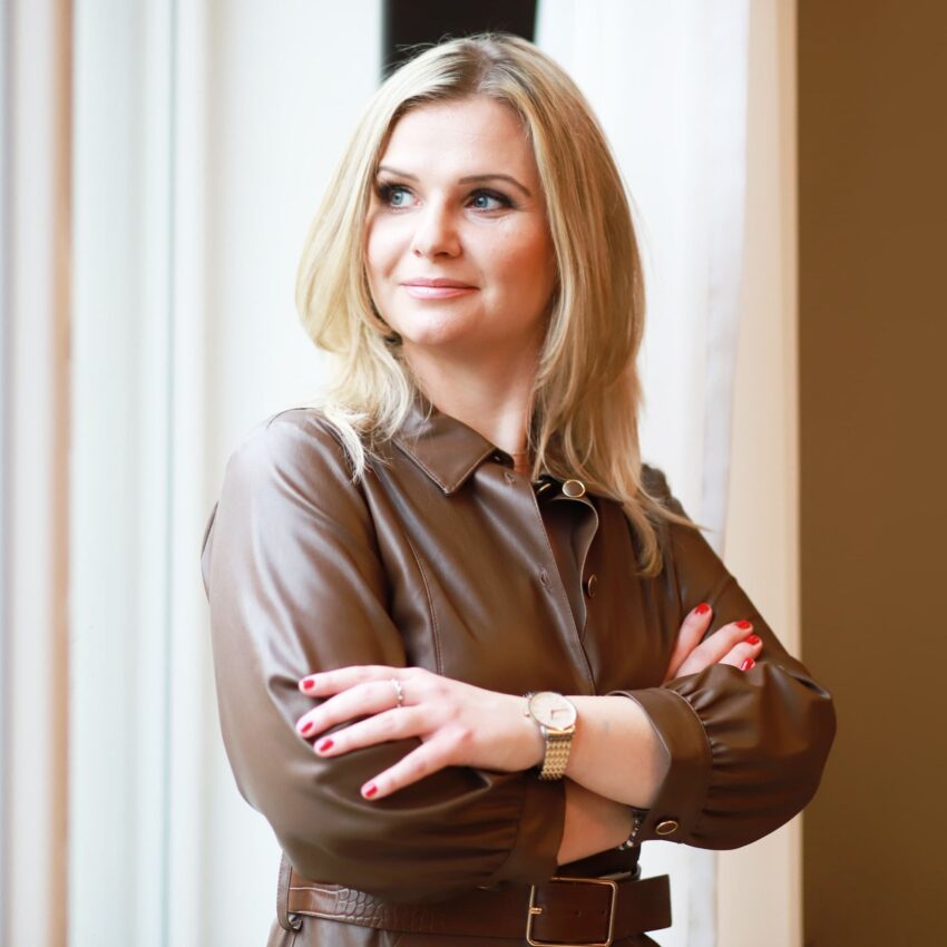 „Pierwsze, co pojawia się po diagnozie, to chaos. Pacjent onkologiczny nie jest prowadzony za rękę, sam musi się zorientować w systemie” – zdjęcie numer 1 Aleksandra Zalewska-Stankiewicz - Hello Zdrowie